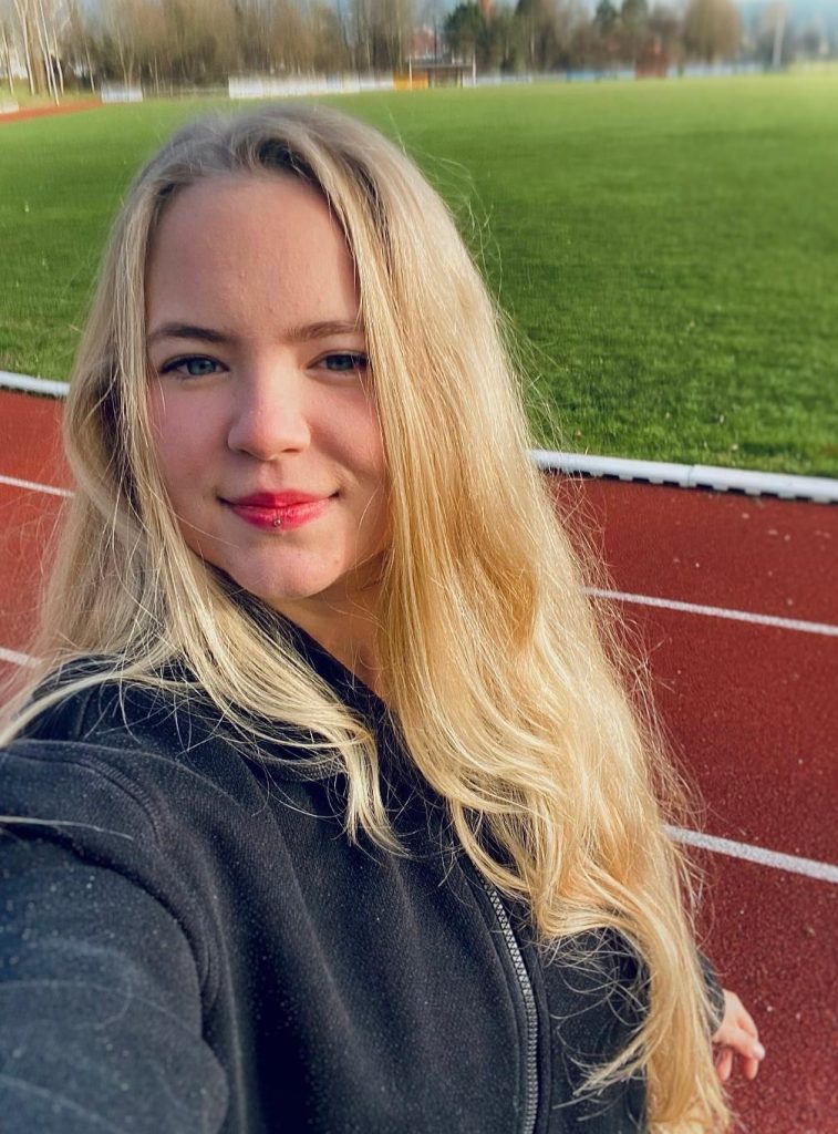 Swimming: The Joint-Friendly Full-Body Workout That Torches Calories Effortlessly